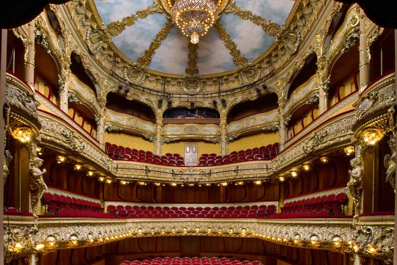 File:Luxueus interieur van Athénée Théâtre Louis-Jouvet.jpg