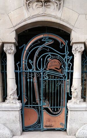 Voordeur van Castel Béranger