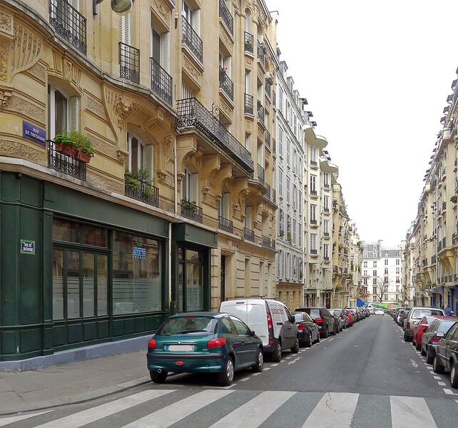 File:Staatbeeld Rue de Trétaigne tegenwoordig.jpg